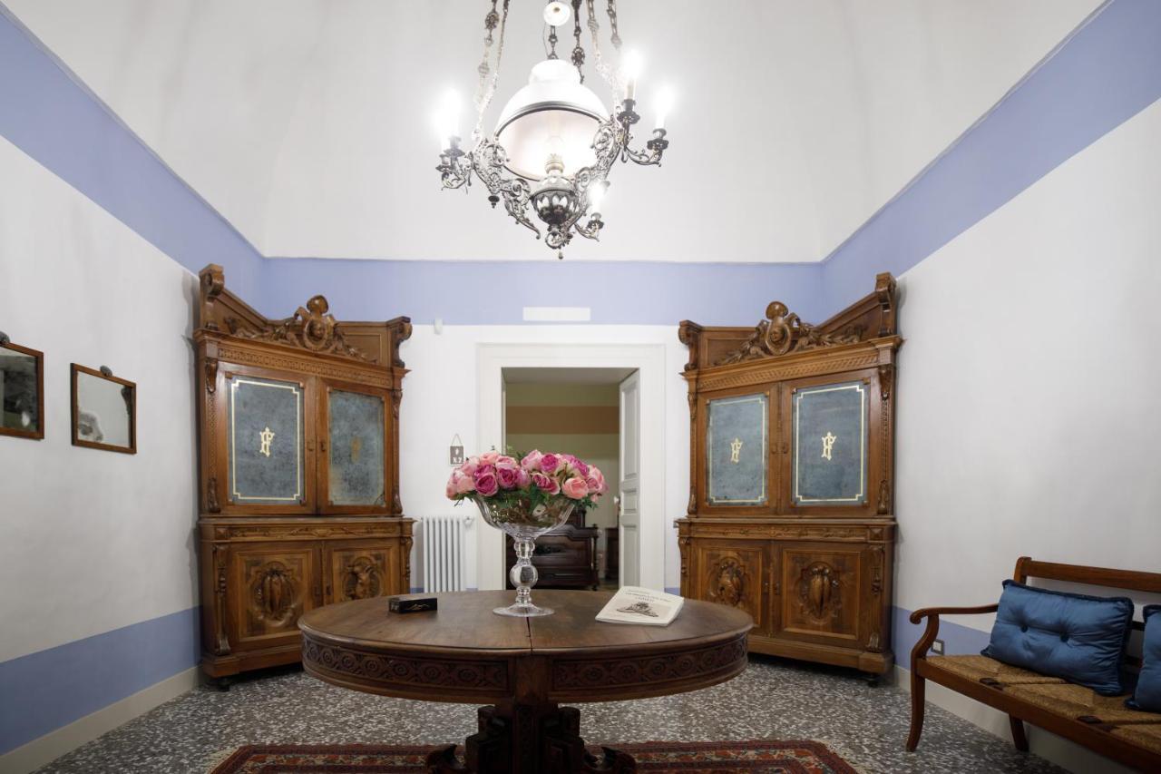 Palazzo Introna Bed & Breakfast Mola di Bari Ngoại thất bức ảnh