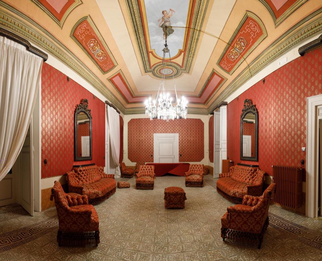 Palazzo Introna Bed & Breakfast Mola di Bari Ngoại thất bức ảnh