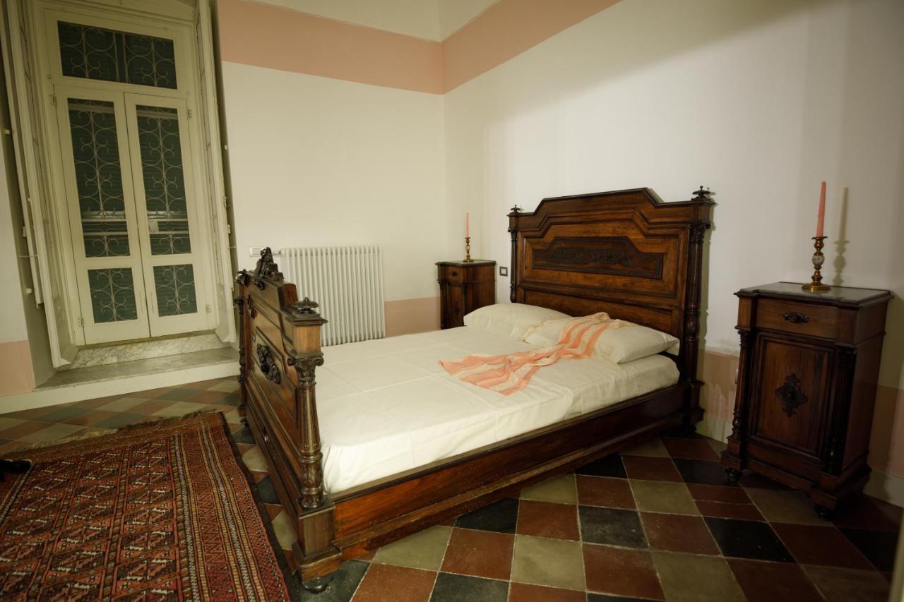 Palazzo Introna Bed & Breakfast Mola di Bari Ngoại thất bức ảnh