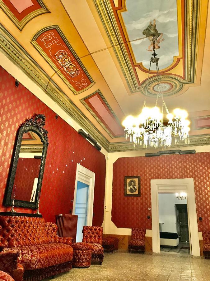 Palazzo Introna Bed & Breakfast Mola di Bari Ngoại thất bức ảnh